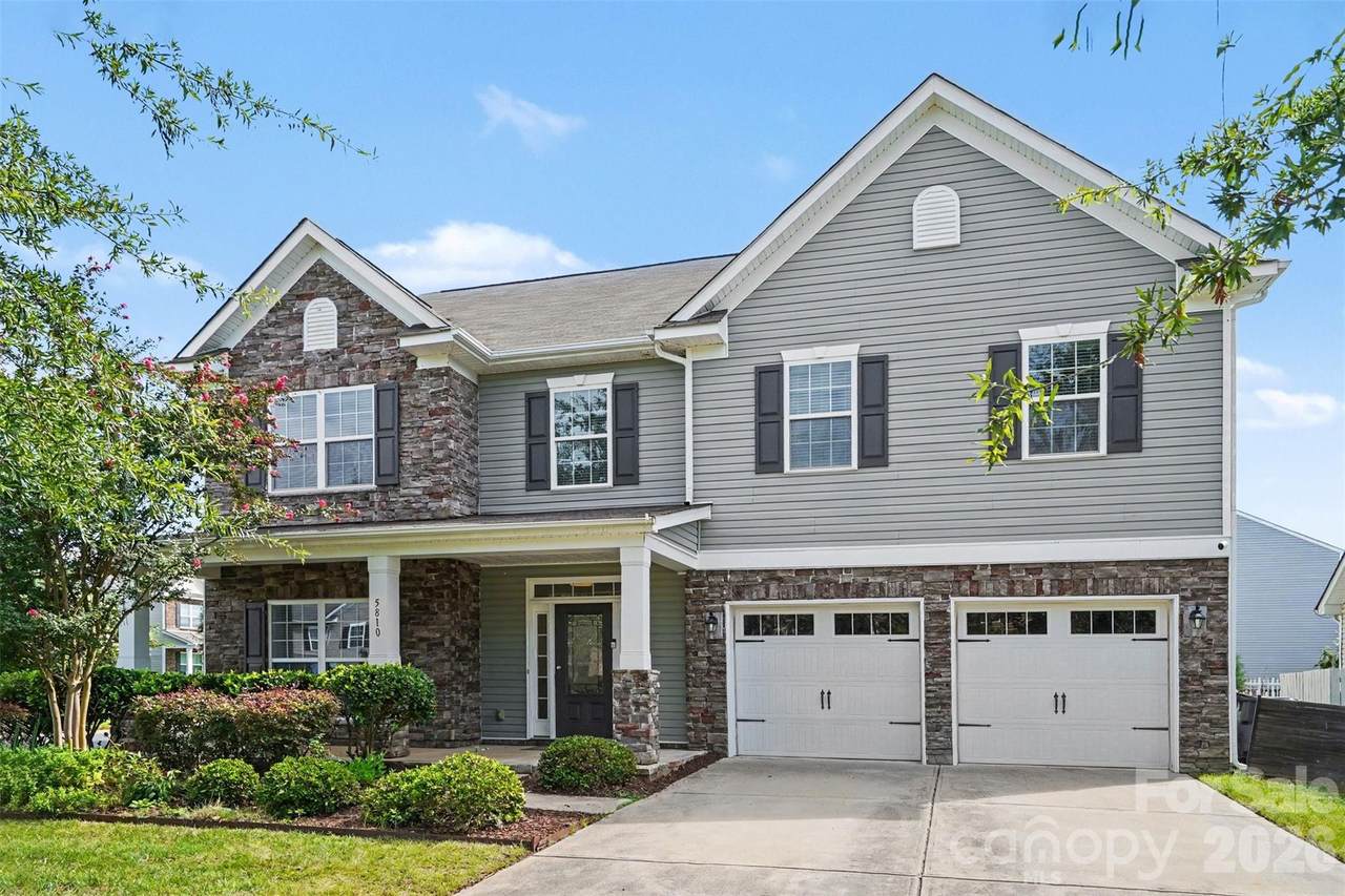 5810 Castlecove Road - Photo 1