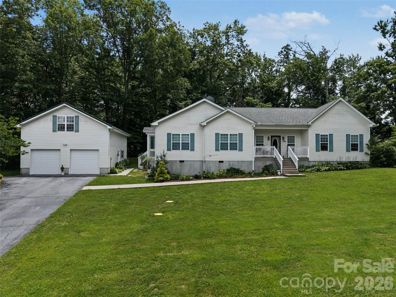 176 Chelsea Nix Lane - Photo 1