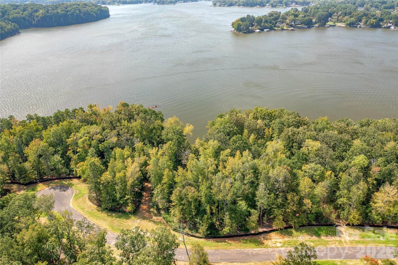 1214 Great Egret Drive - Photo 1