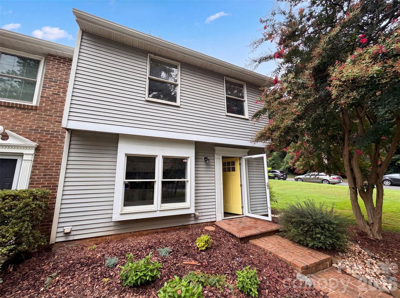 1500 Waybridge Lane - Photo 1