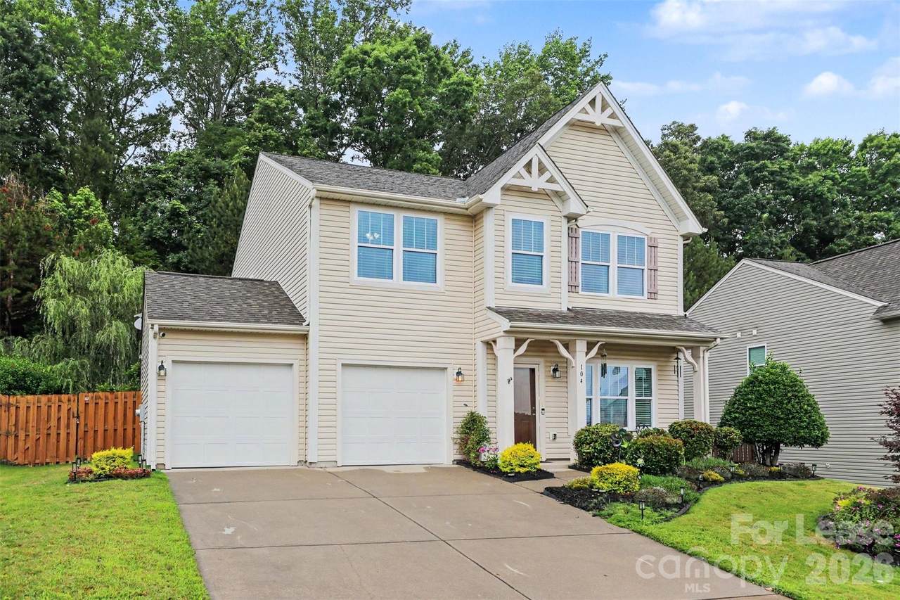 104 Isabella Court - Photo 1