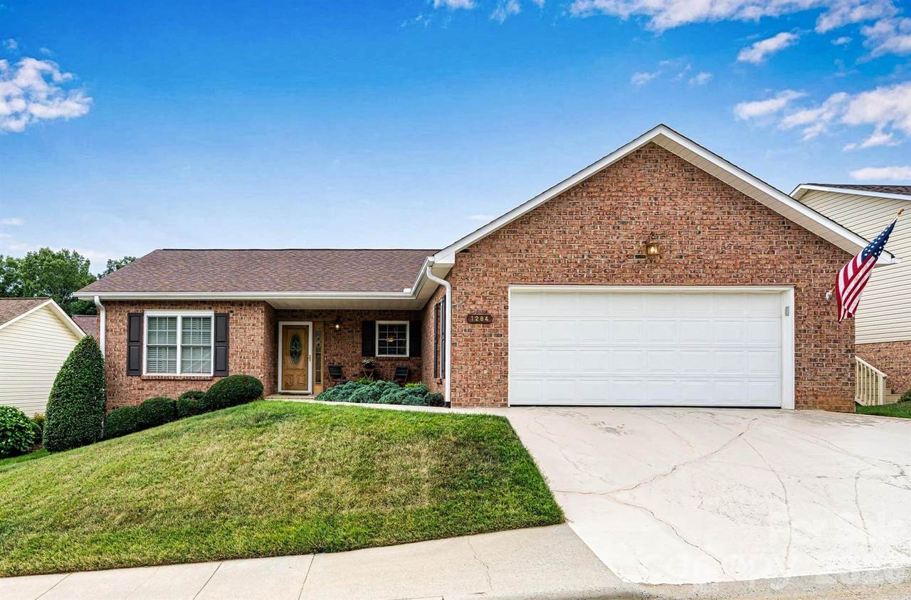 1284 Wexford Village Circle - Photo 1