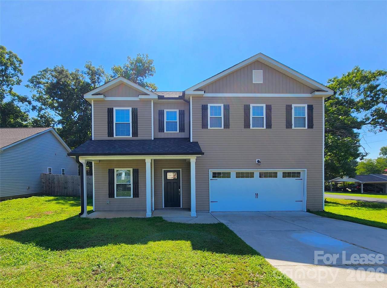 2520 Ashe Avenue - Photo 1