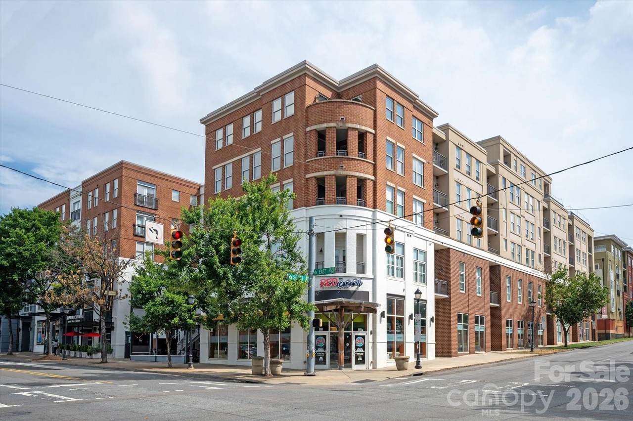 1315 East Boulevard - Photo 1