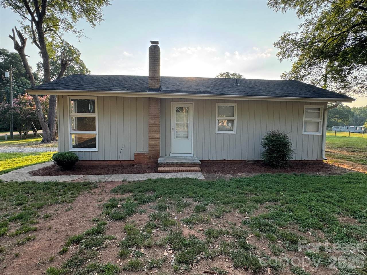 124 Roxie Lane - Photo 1