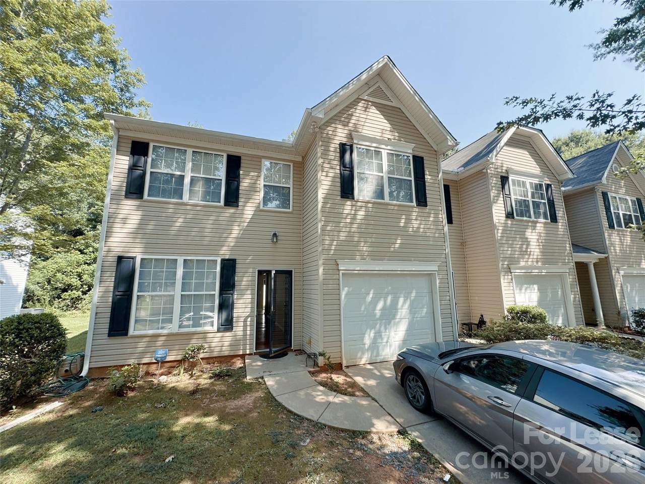 7629 Abigail Glen Drive - Photo 1