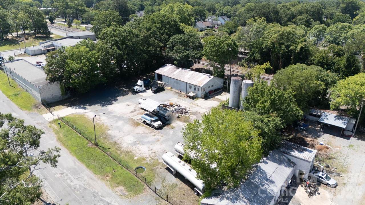 534 Pendleton Street - Photo 1