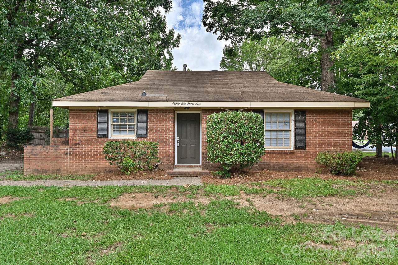 8439 Country Oaks Road - Photo 1