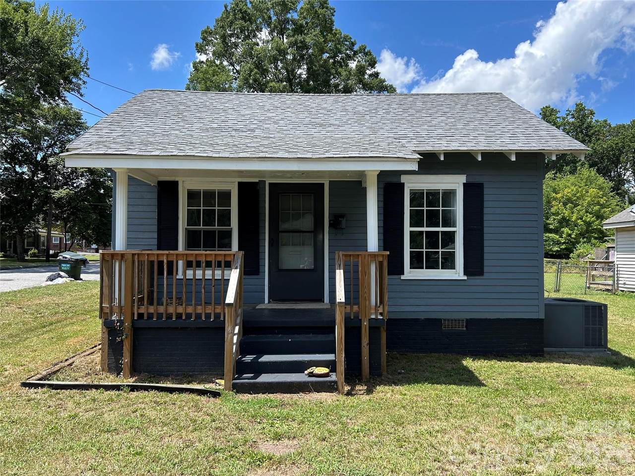 201 Meriah Street - Photo 1