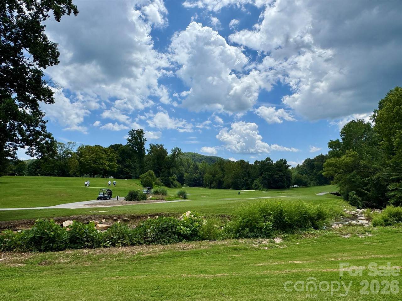 307 Fairway Drive - Photo 1