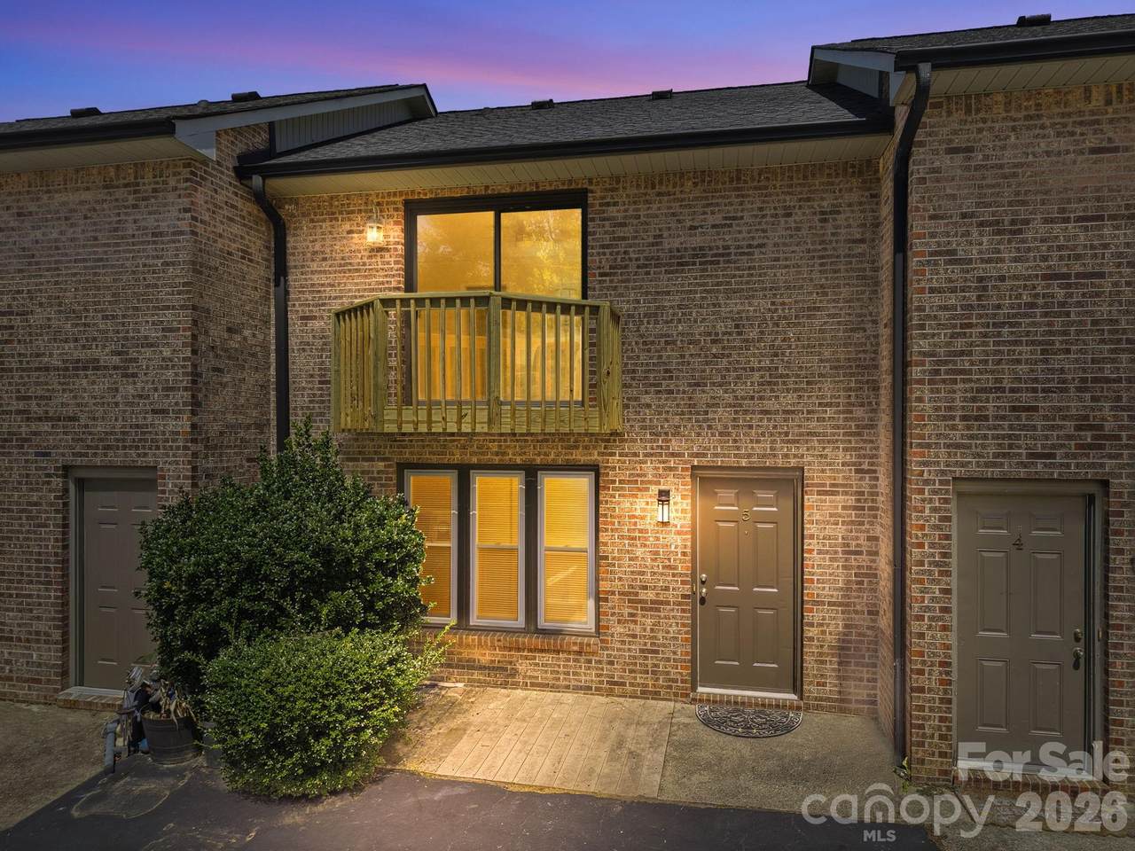 5 Country Gardens Drive - Photo 1