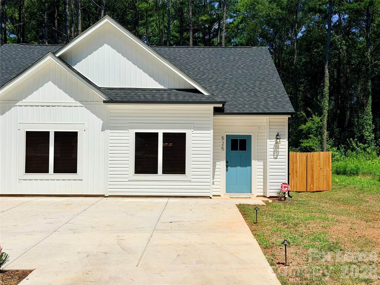 525 Linwood Avenue - Photo 1