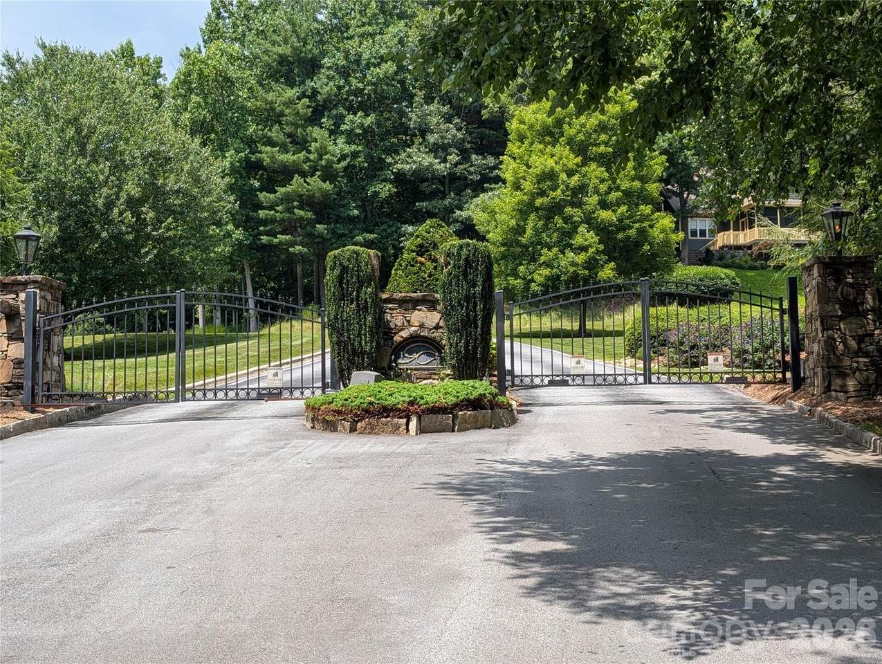115 Ivywood Lane - Photo 1