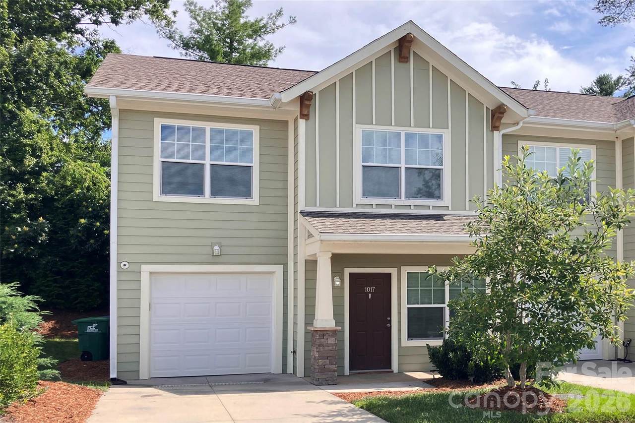 1017 Baldwin Commons Drive - Photo 1