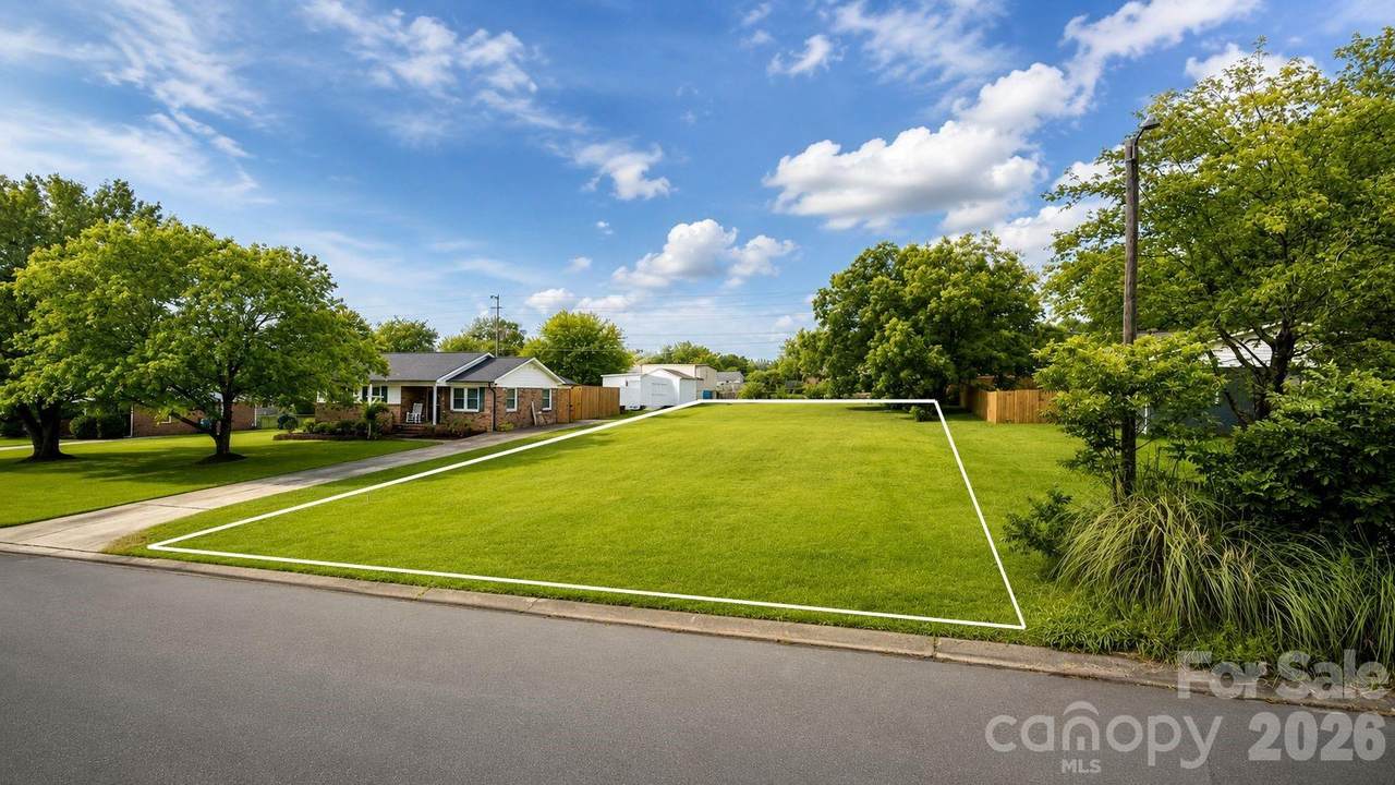 8105 Wynnview Road - Photo 1
