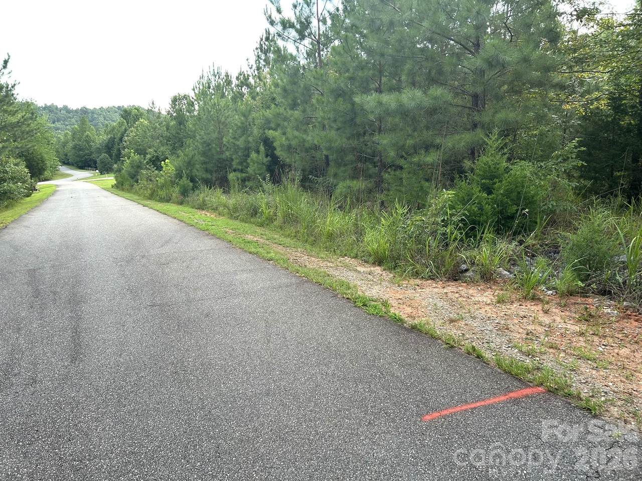 00 Cross Creek Drive - Photo 1