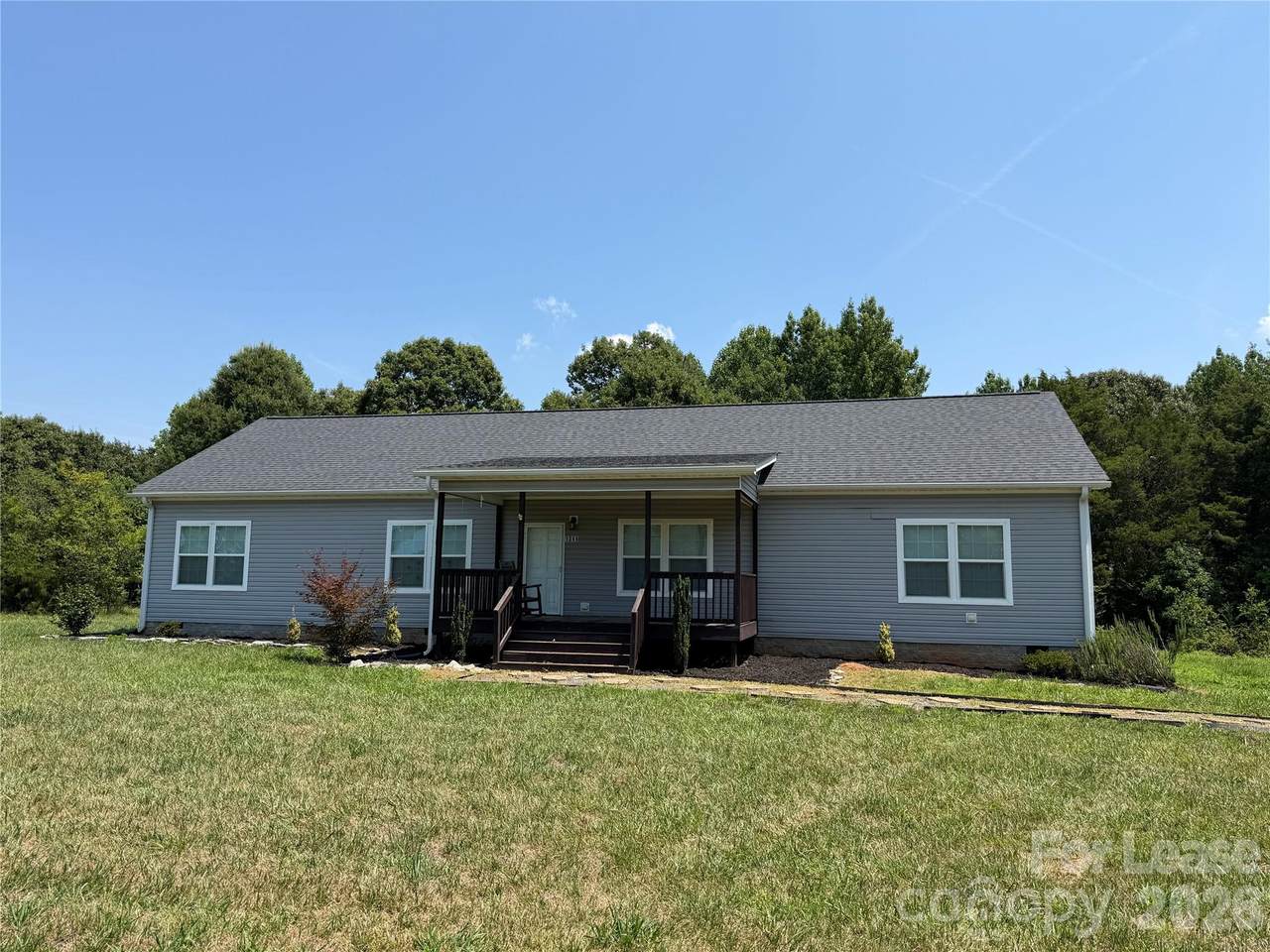 1311 Memorial Highway - Photo 1