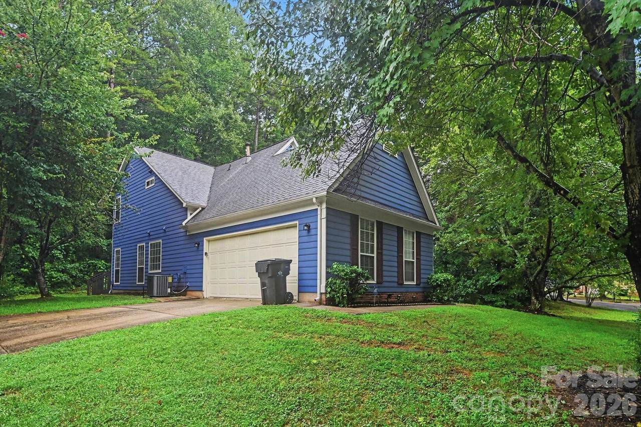 8722 Woodhill Manor Court - Photo 1