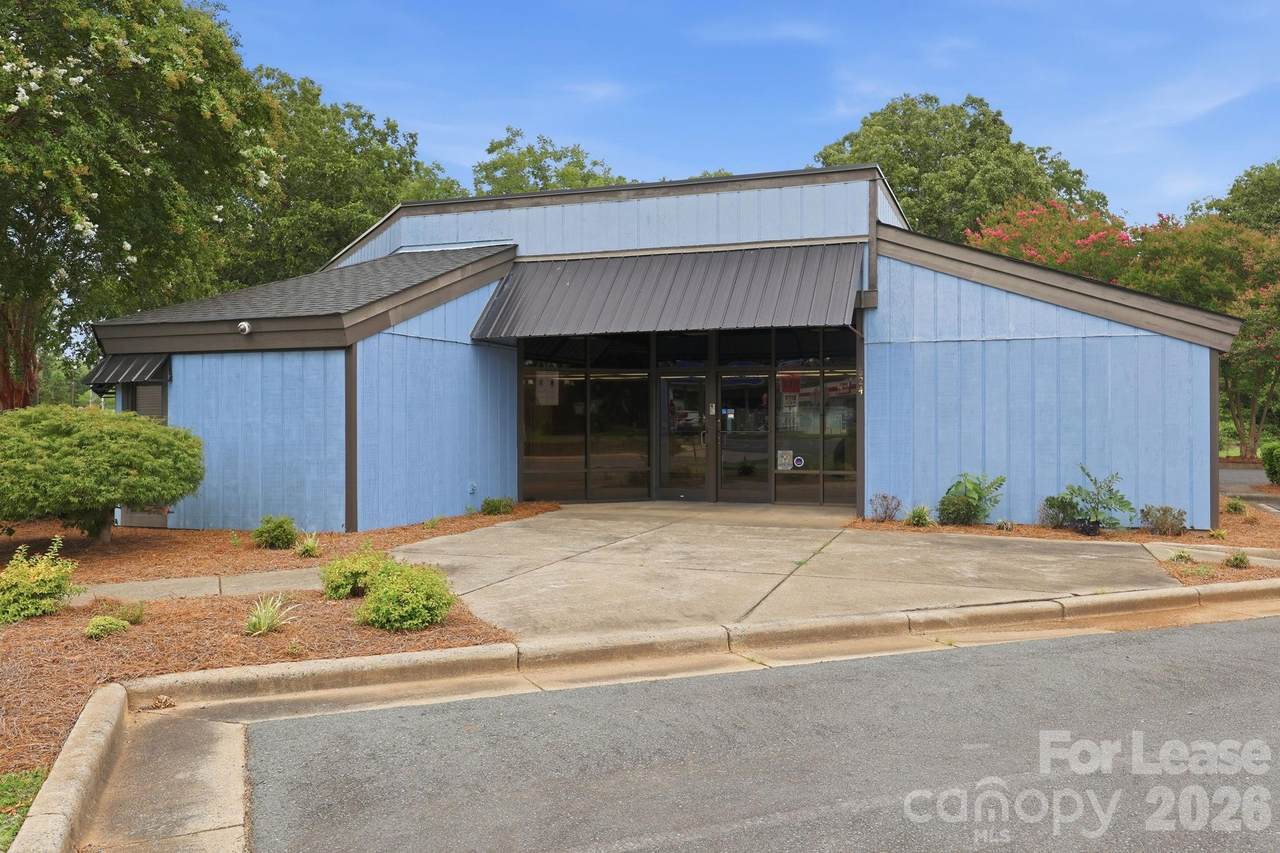 624 Main Street - Photo 1
