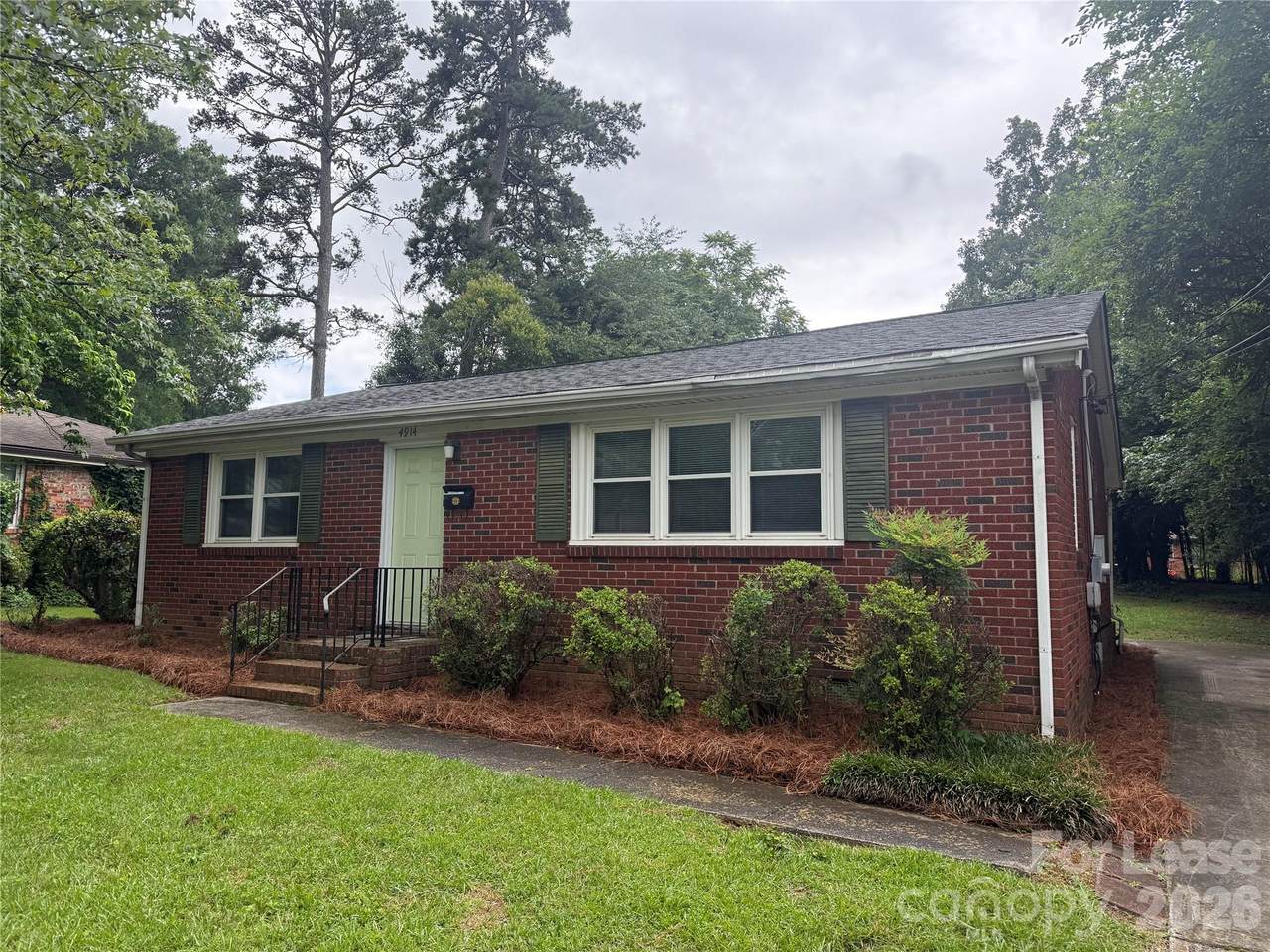 4914 Unaka Avenue - Photo 1