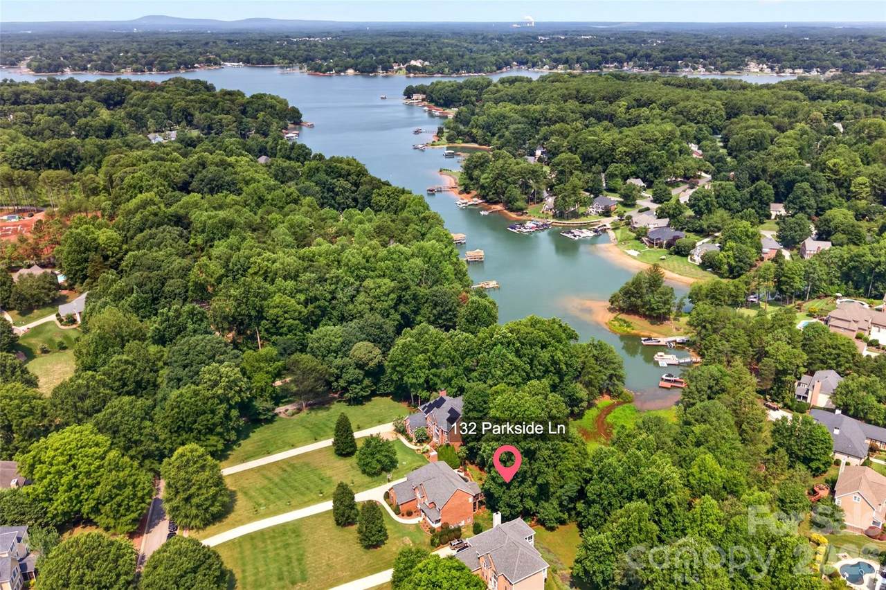 132 Parkside Lane - Photo 1