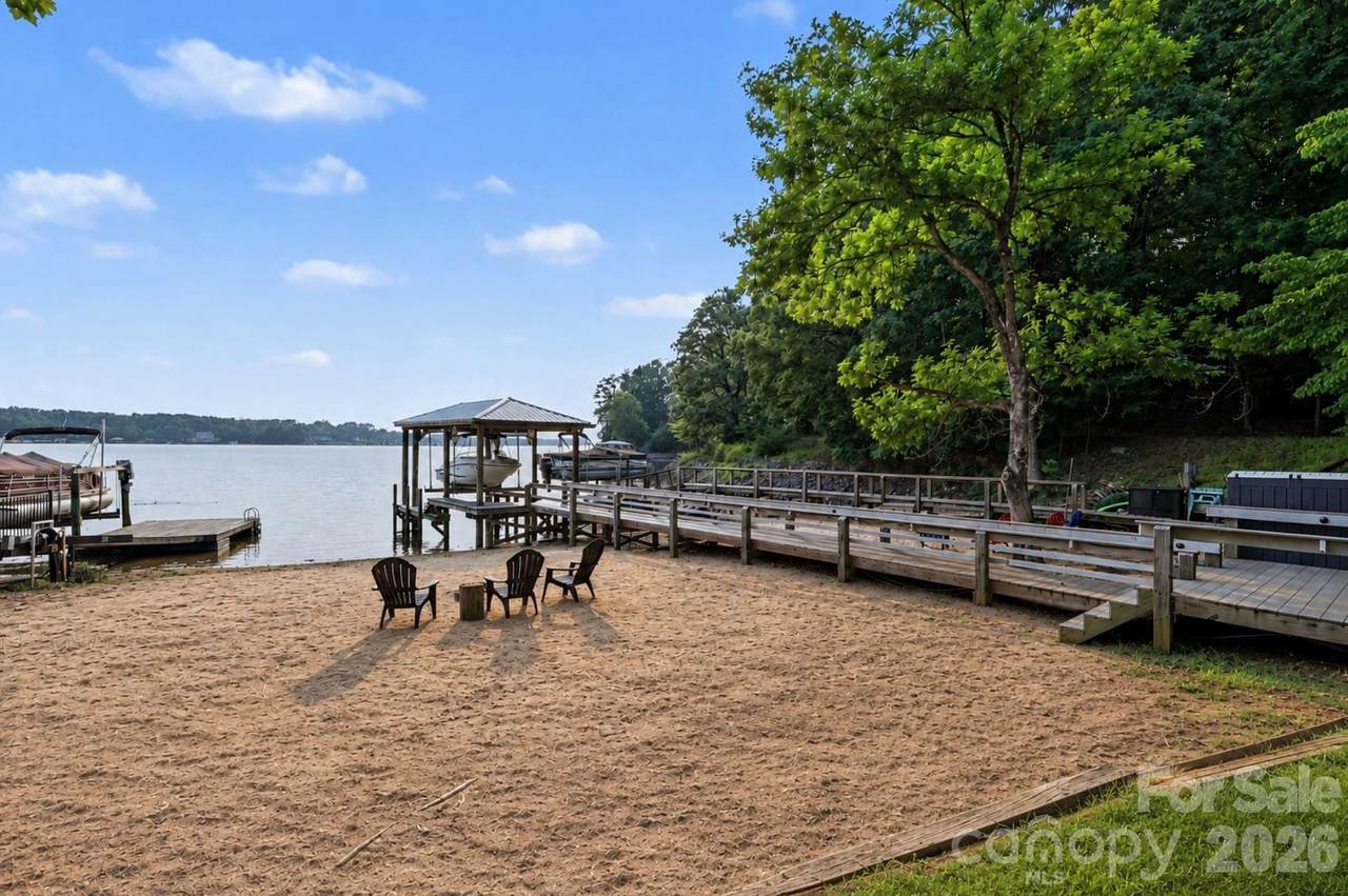 31002 Executive Point - Photo 1