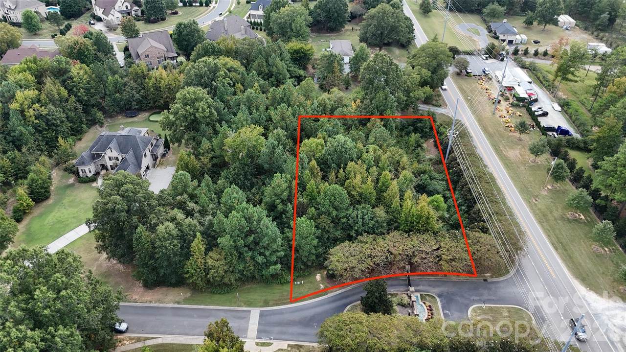 8335 Victoria Lake Drive - Photo 1