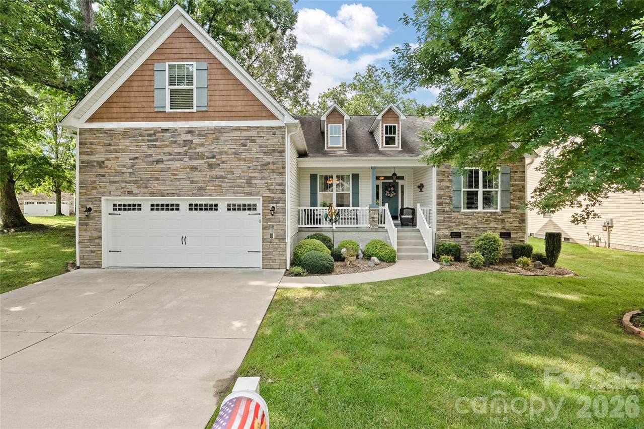 64 Eagle Pointe Way - Photo 1