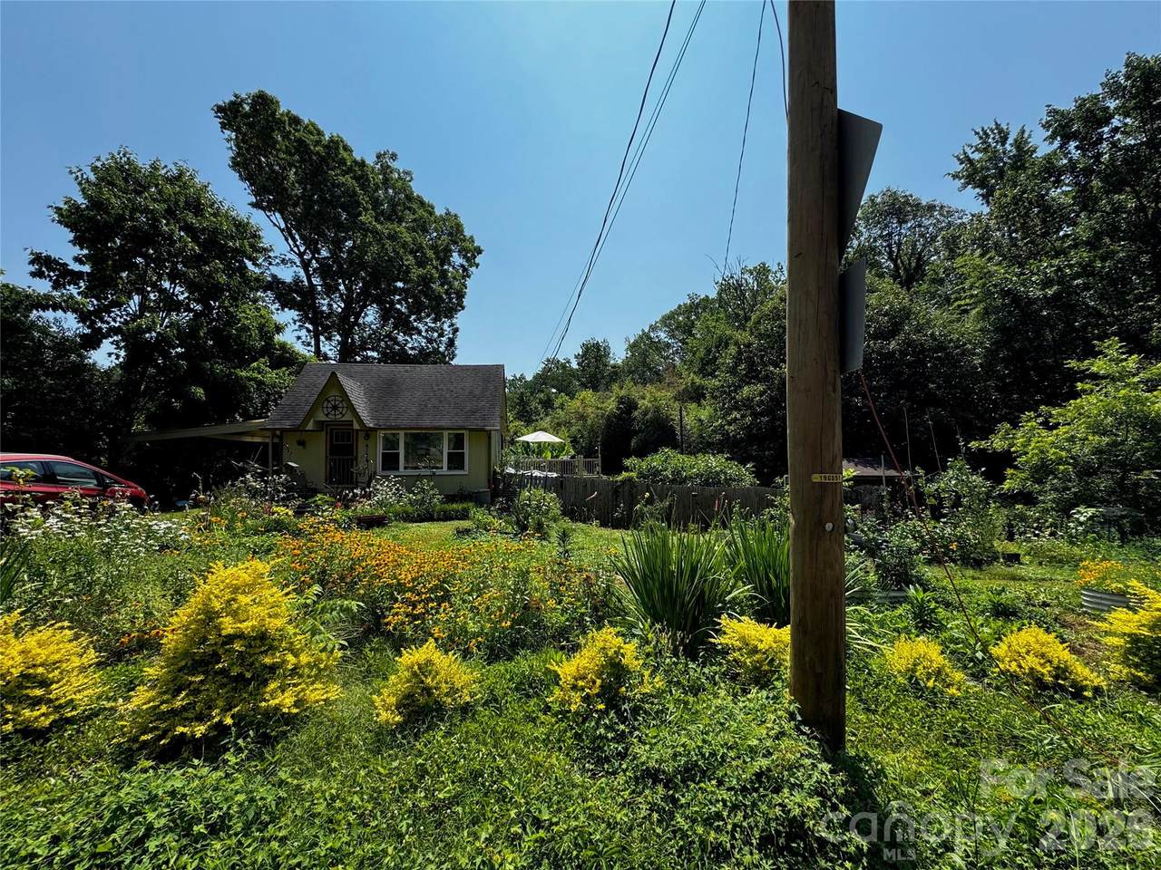 4124/4118 Oakwood Road - Photo 1
