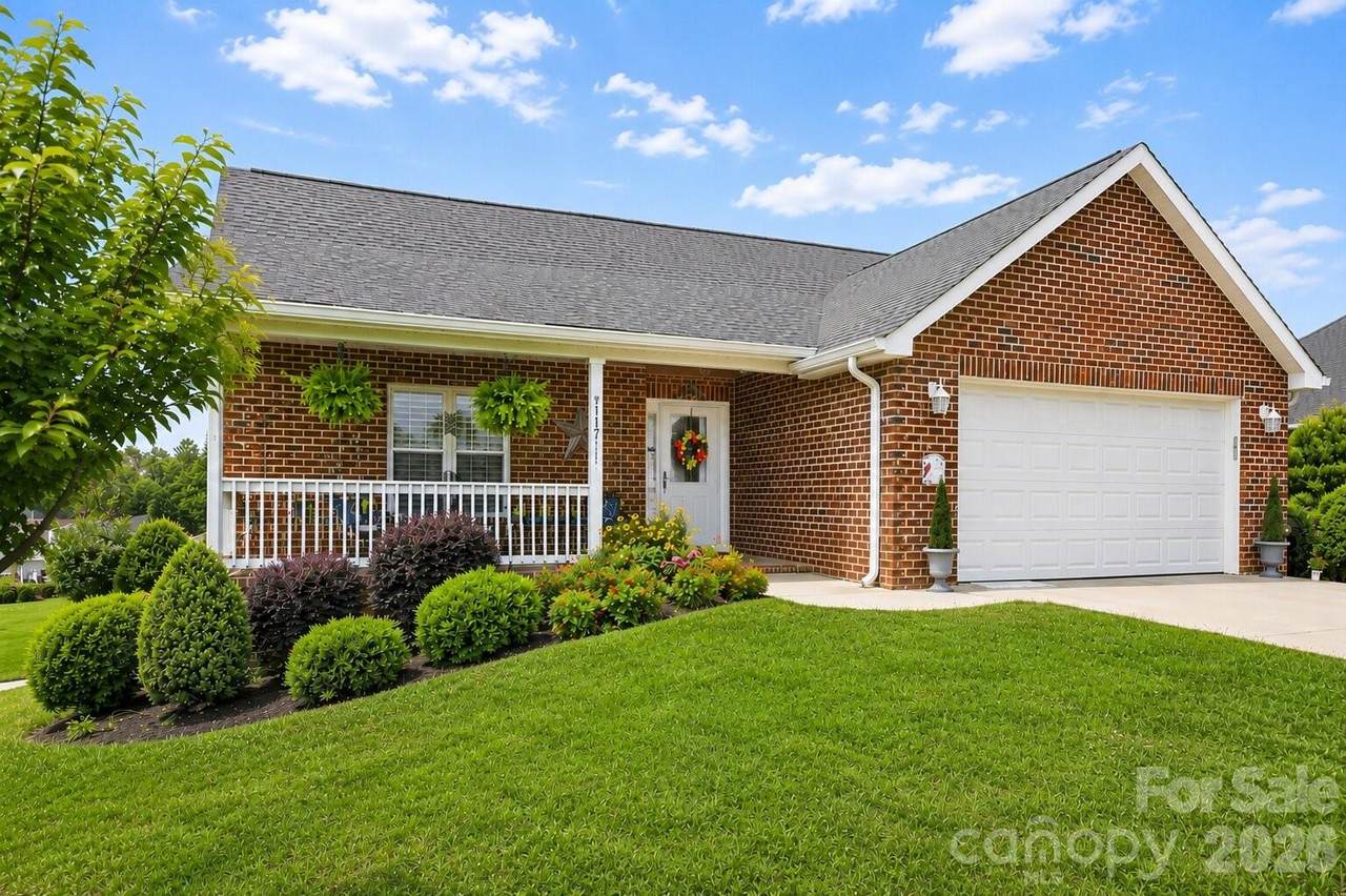 117 Richmond Court - Photo 1