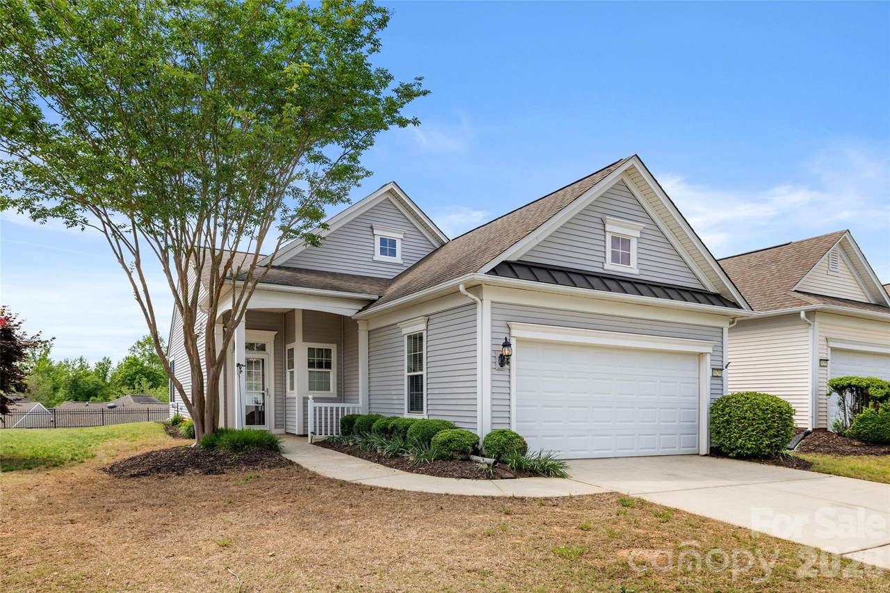 16291 Raven Crest Drive - Photo 1