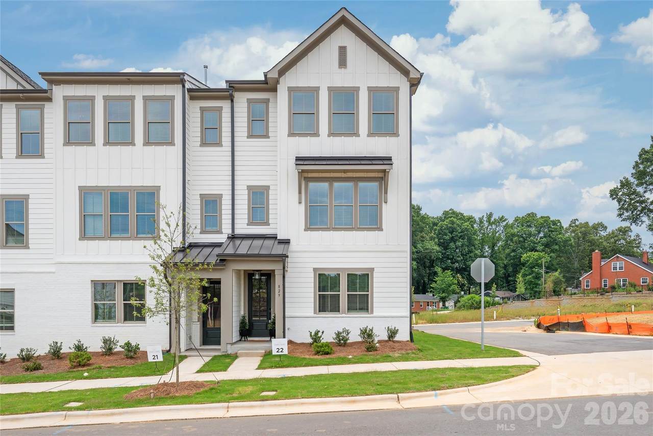 817 Garringer Place - Photo 1