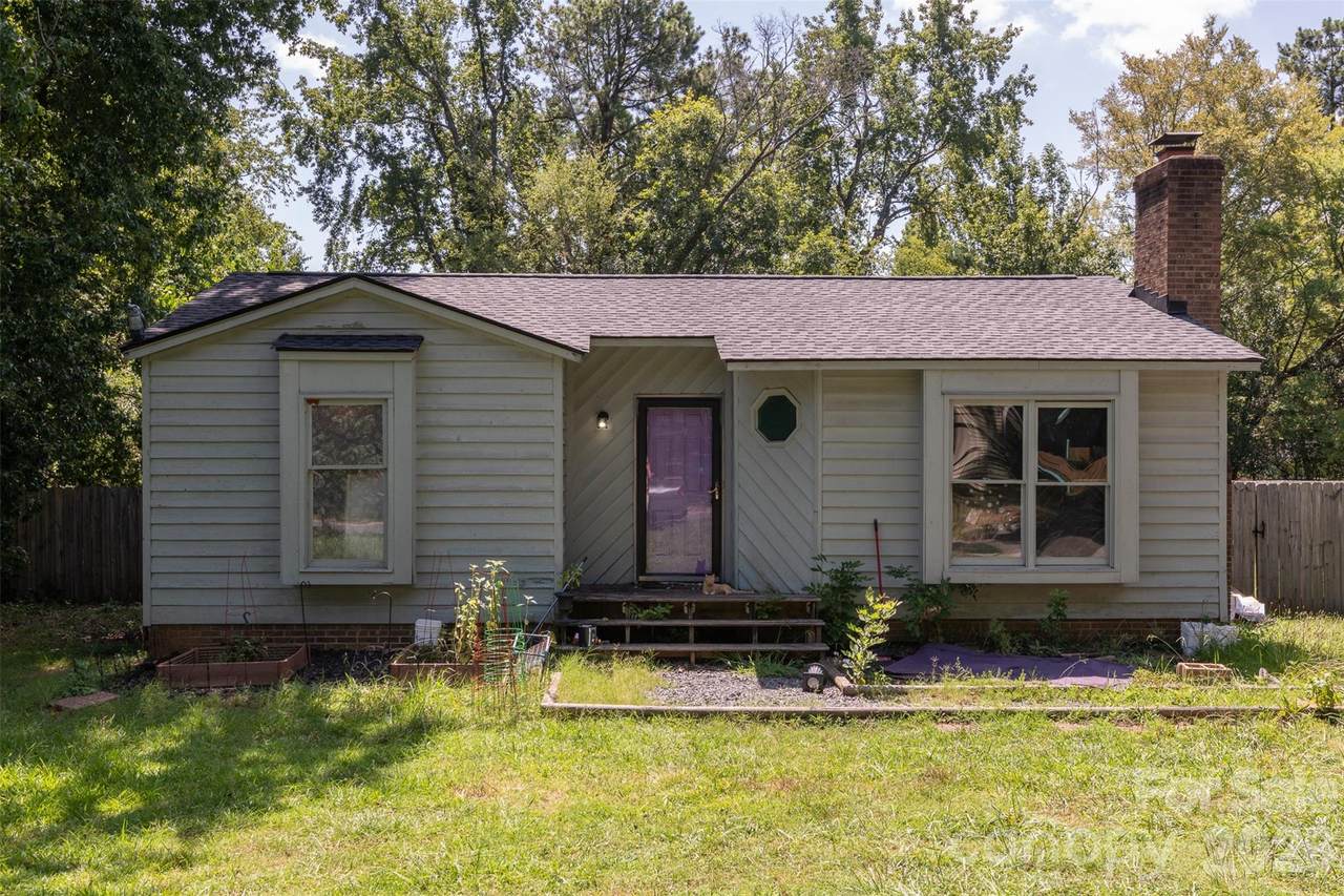 6718 Pueblo Lane - Photo 1