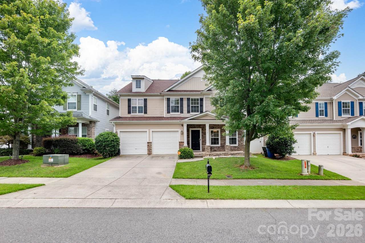 112 Colville Road - Photo 1