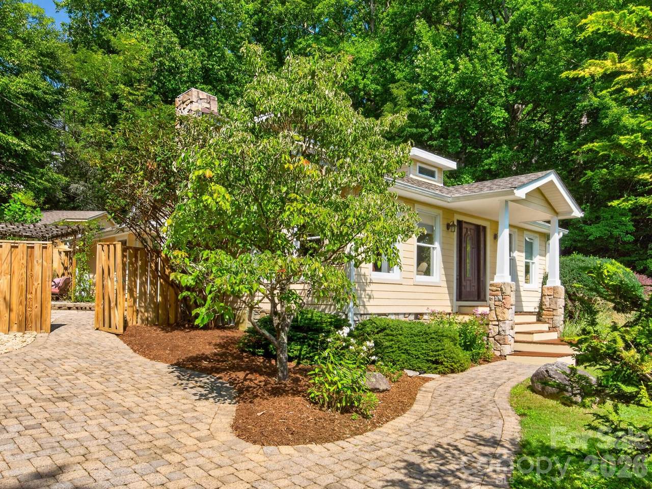 3046 Turnpike Road - Photo 1
