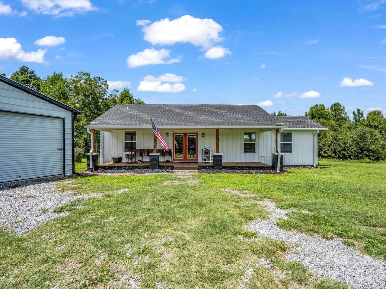 605 Hollis Road - Photo 1