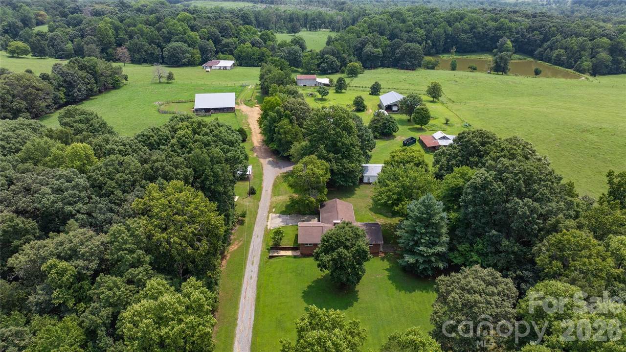 4988 Amick Lane - Photo 1