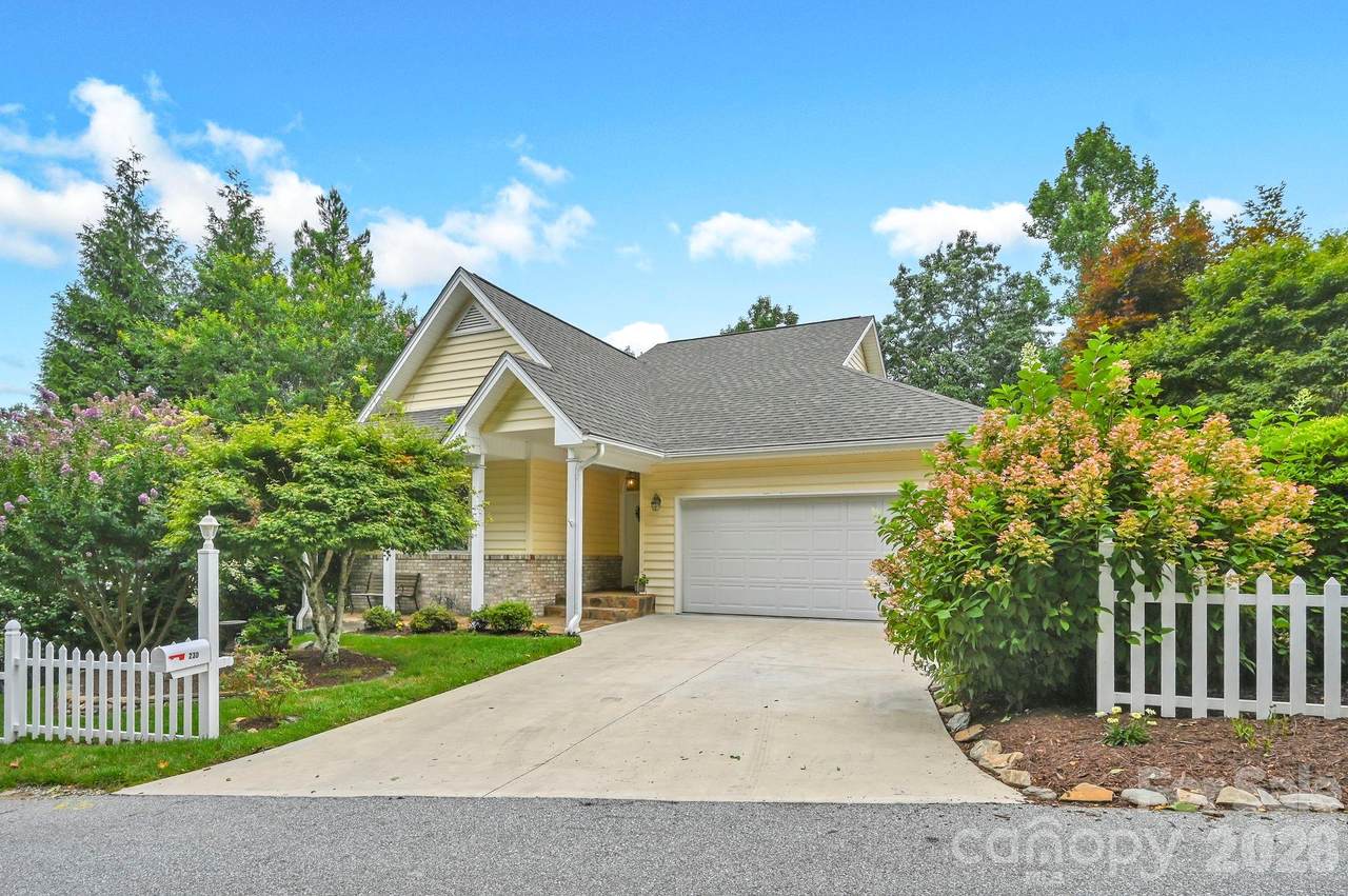 230 Carriage Summitt Way - Photo 1