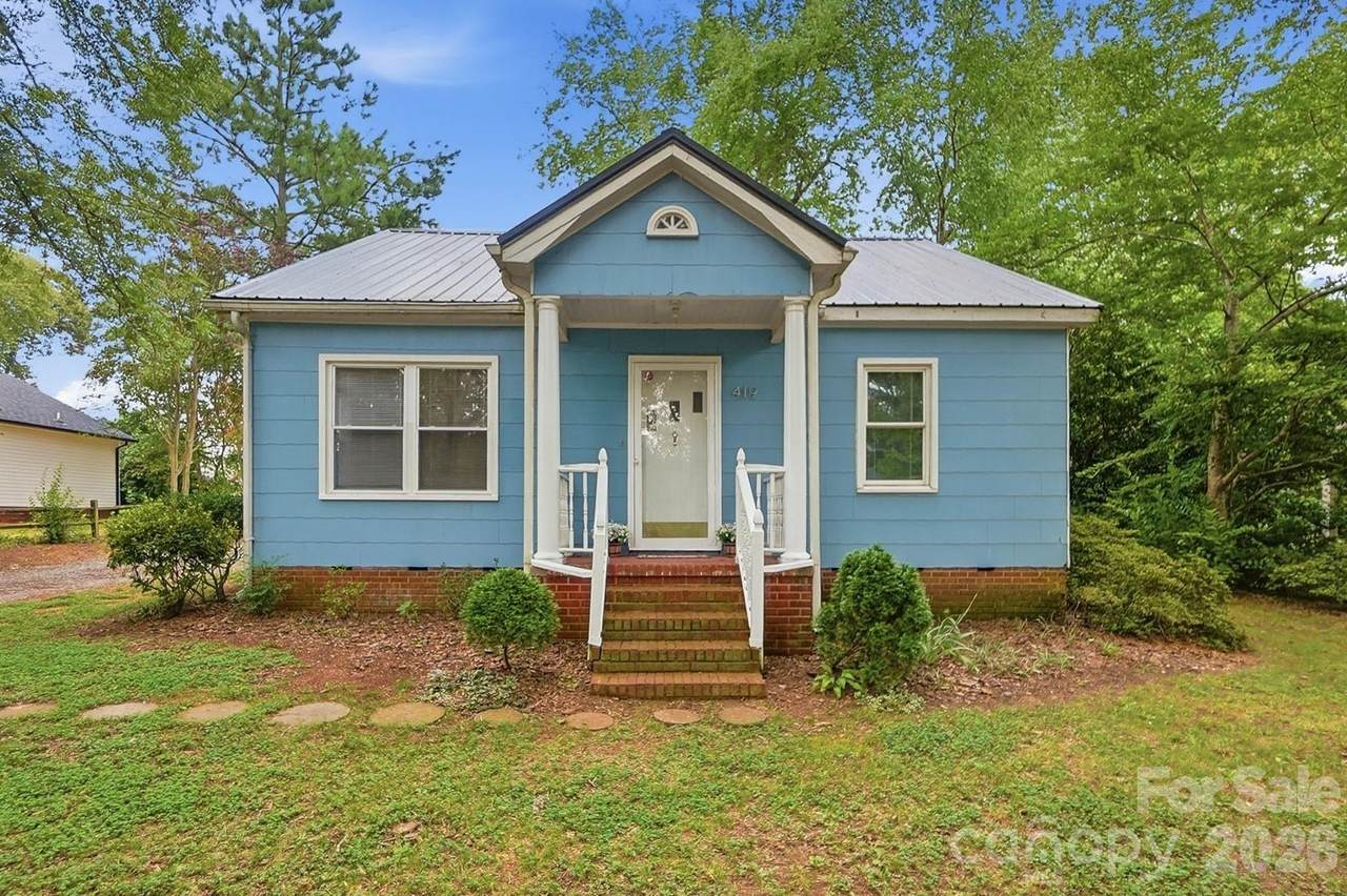 419 Jackson Street - Photo 1