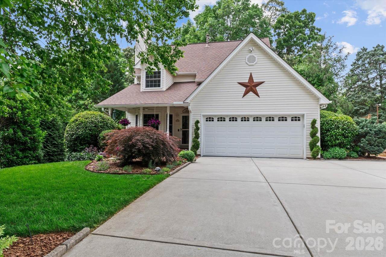 1315 Mistletoe Ridge Place - Photo 1