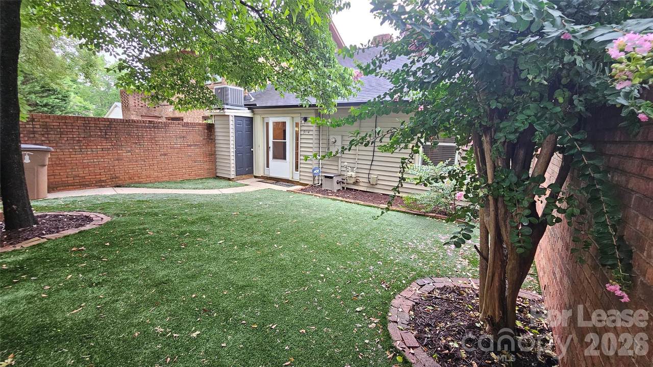91 Edgemont Avenue - Photo 1