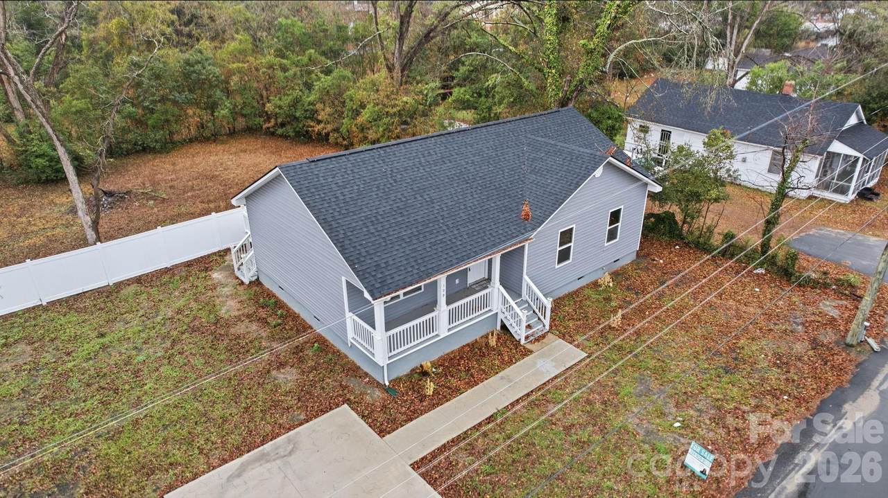 109 Haddock Road - Photo 1