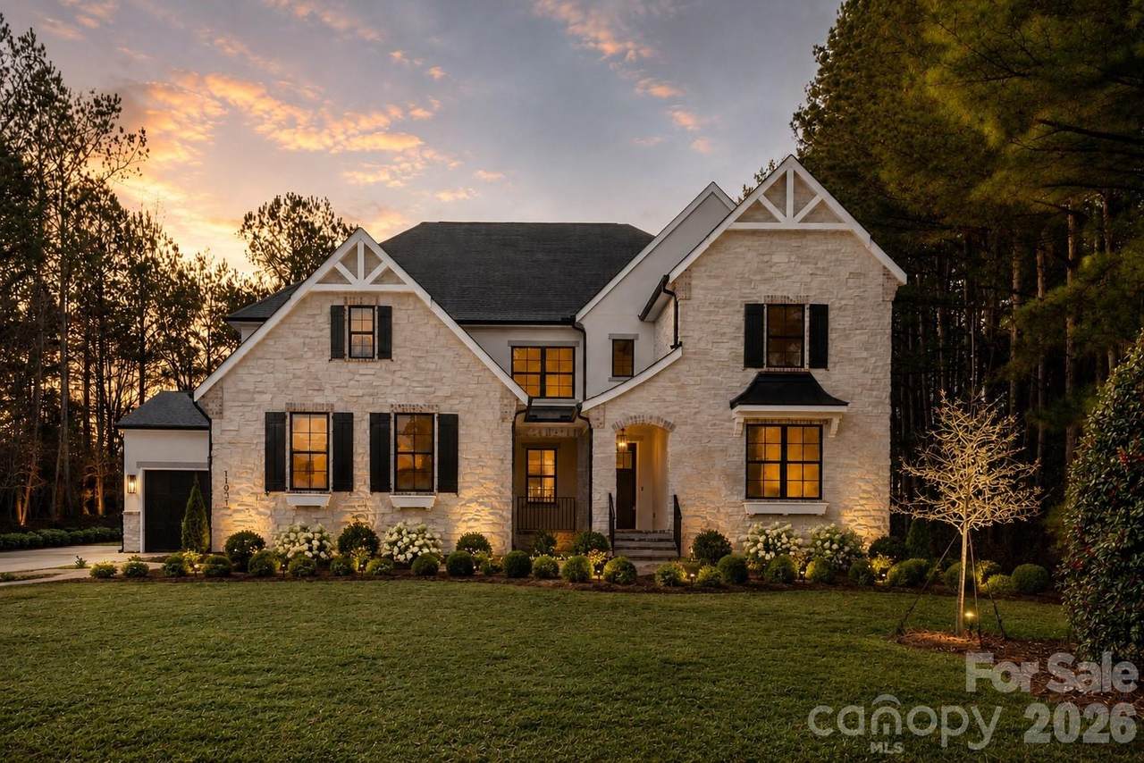 2804 Forest Lawn Drive - Photo 1
