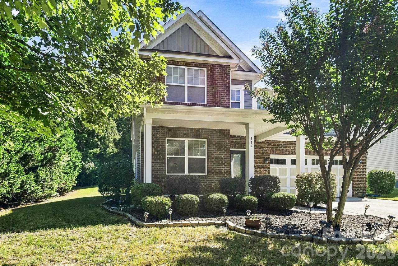 117 Warfield Drive - Photo 1