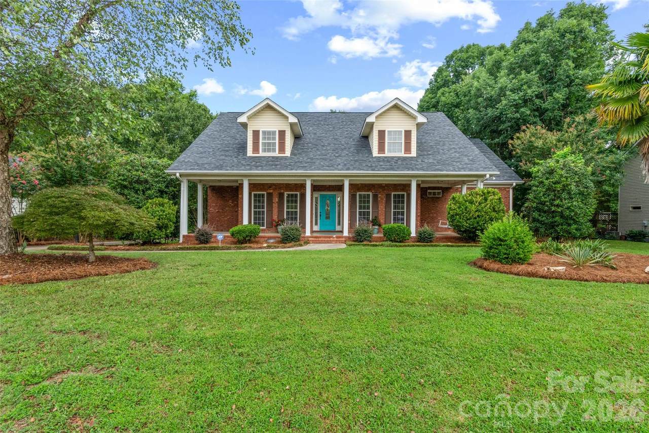 2018 Olde Oxford Court - Photo 1