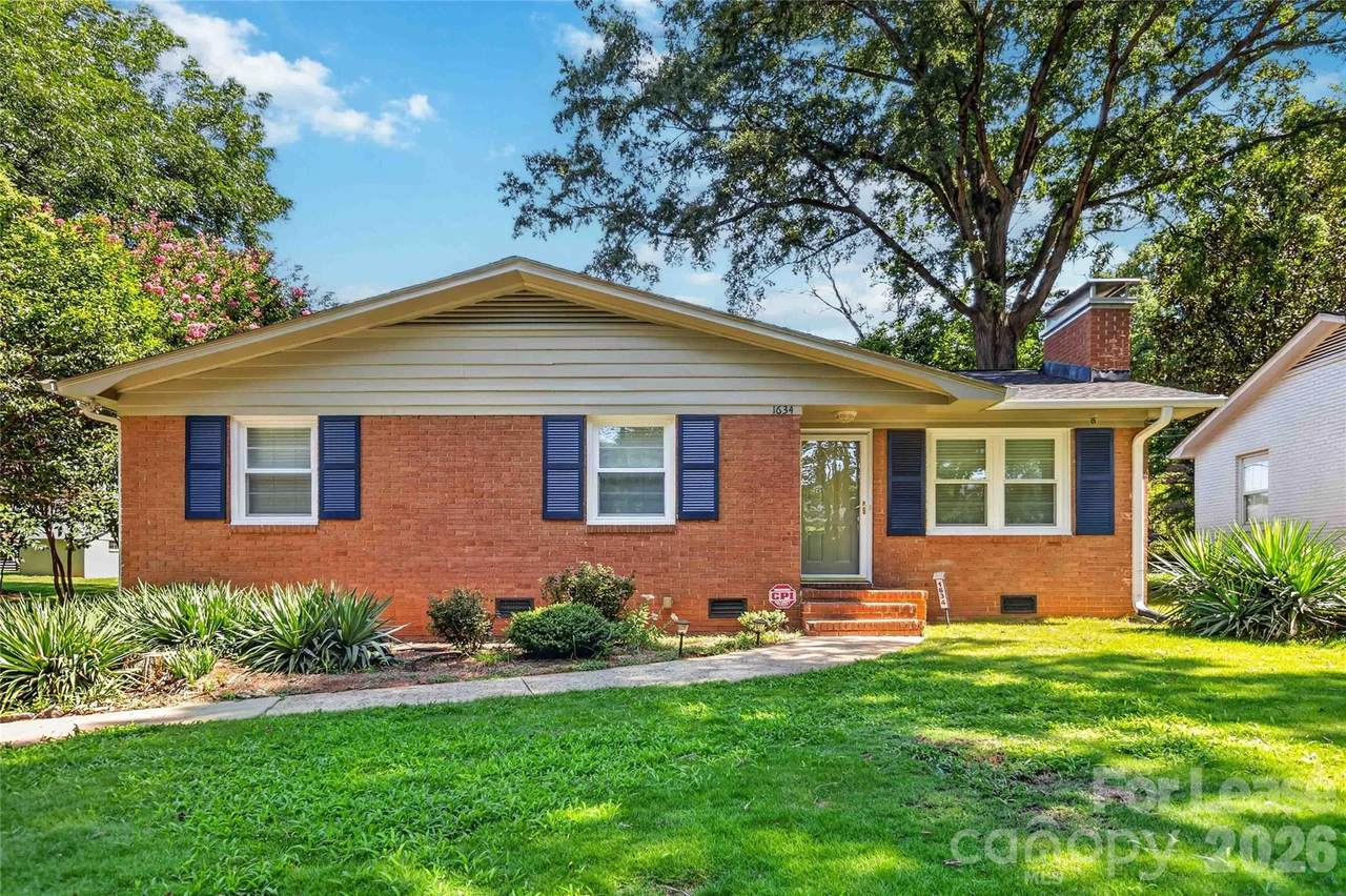 1634 Van Buren Avenue - Photo 1