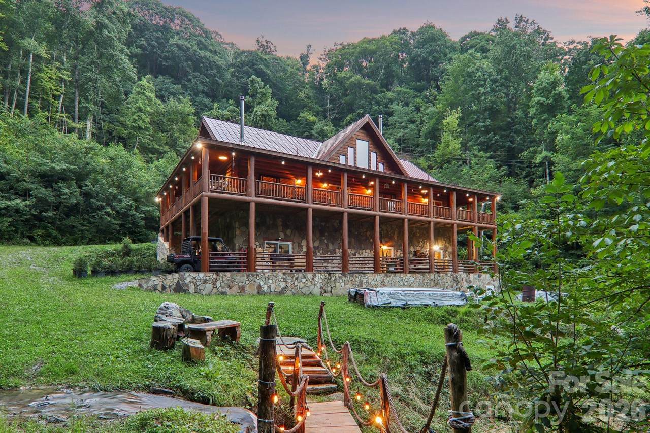 4501 Cove Creek Road - Photo 1