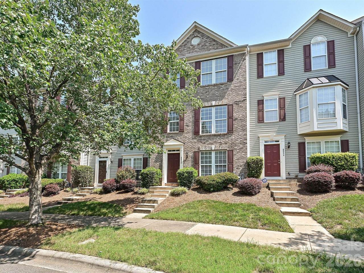 9538 Blossom Hill Drive - Photo 1