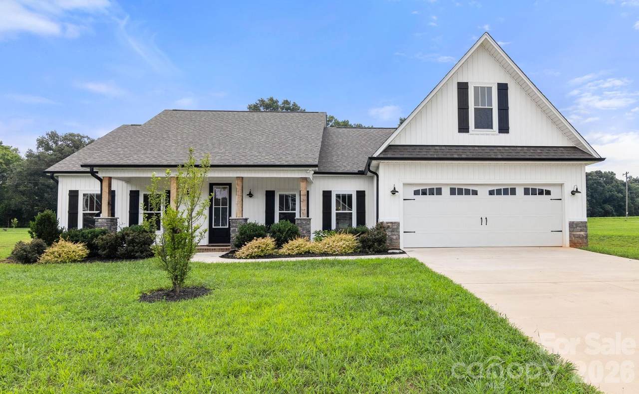 290 Dorothy Drive - Photo 1