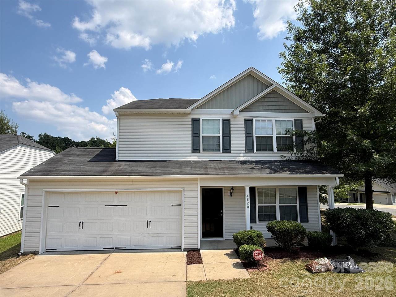 4820 Lynn Lee Circle - Photo 1